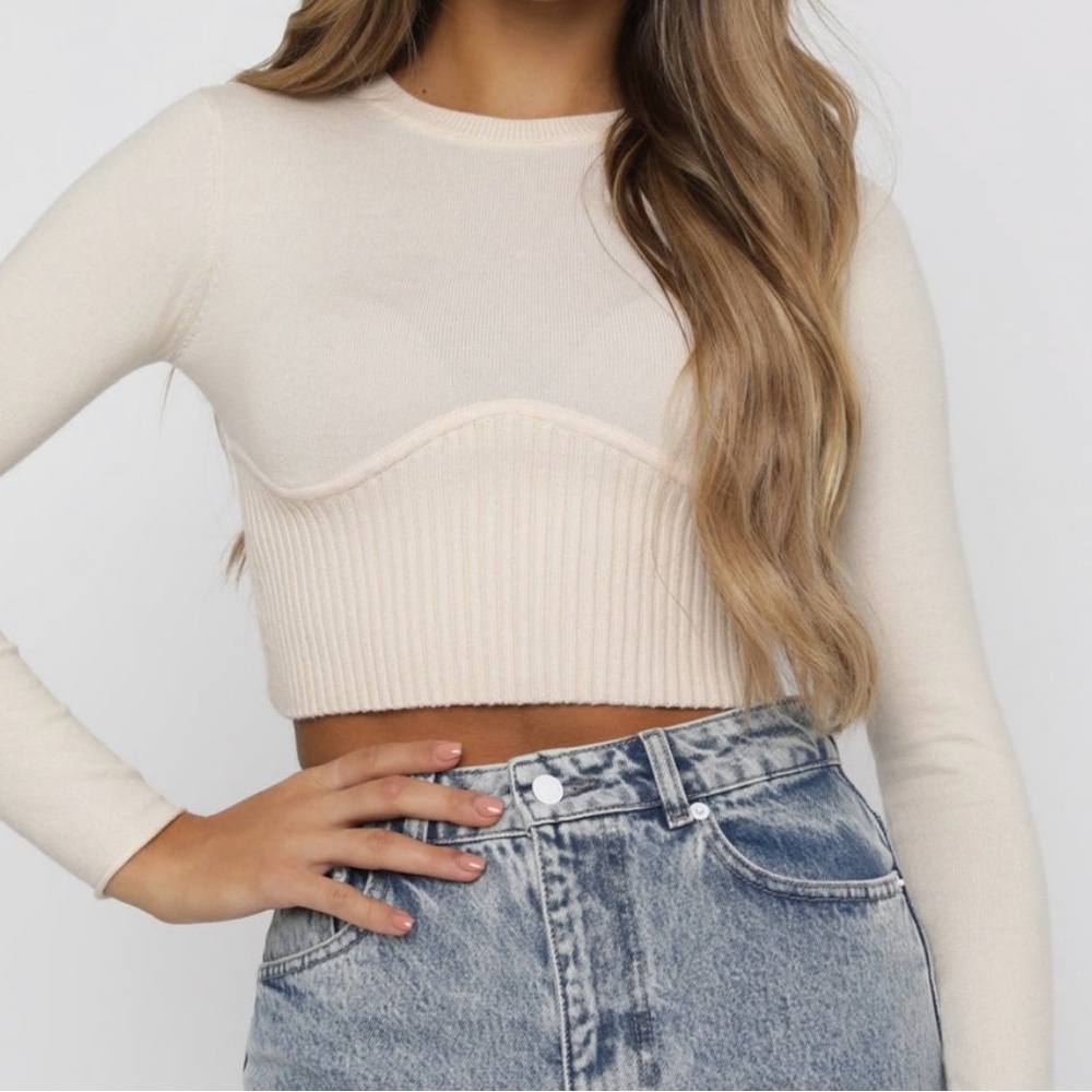 White Fox Boutique Cream Ribbed Crop Top